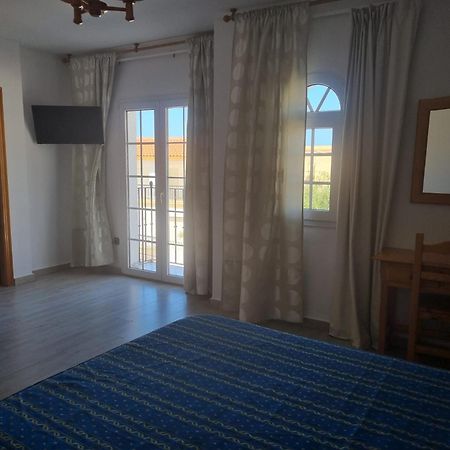 ויאריקוס Hostal Calaverde מראה חיצוני תמונה