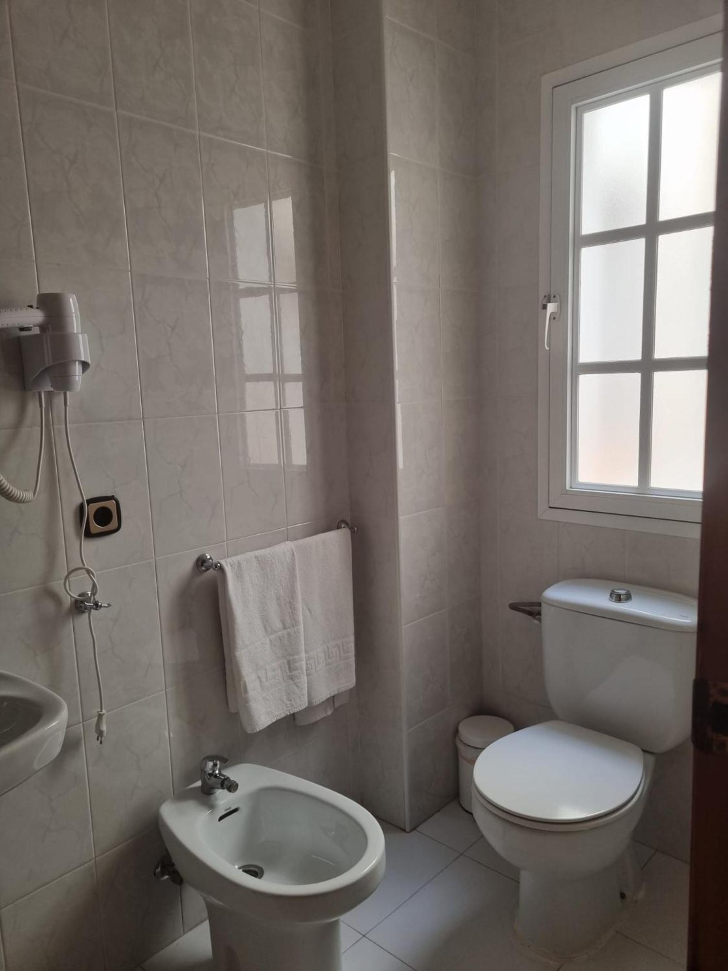 ויאריקוס Hostal Calaverde מראה חיצוני תמונה