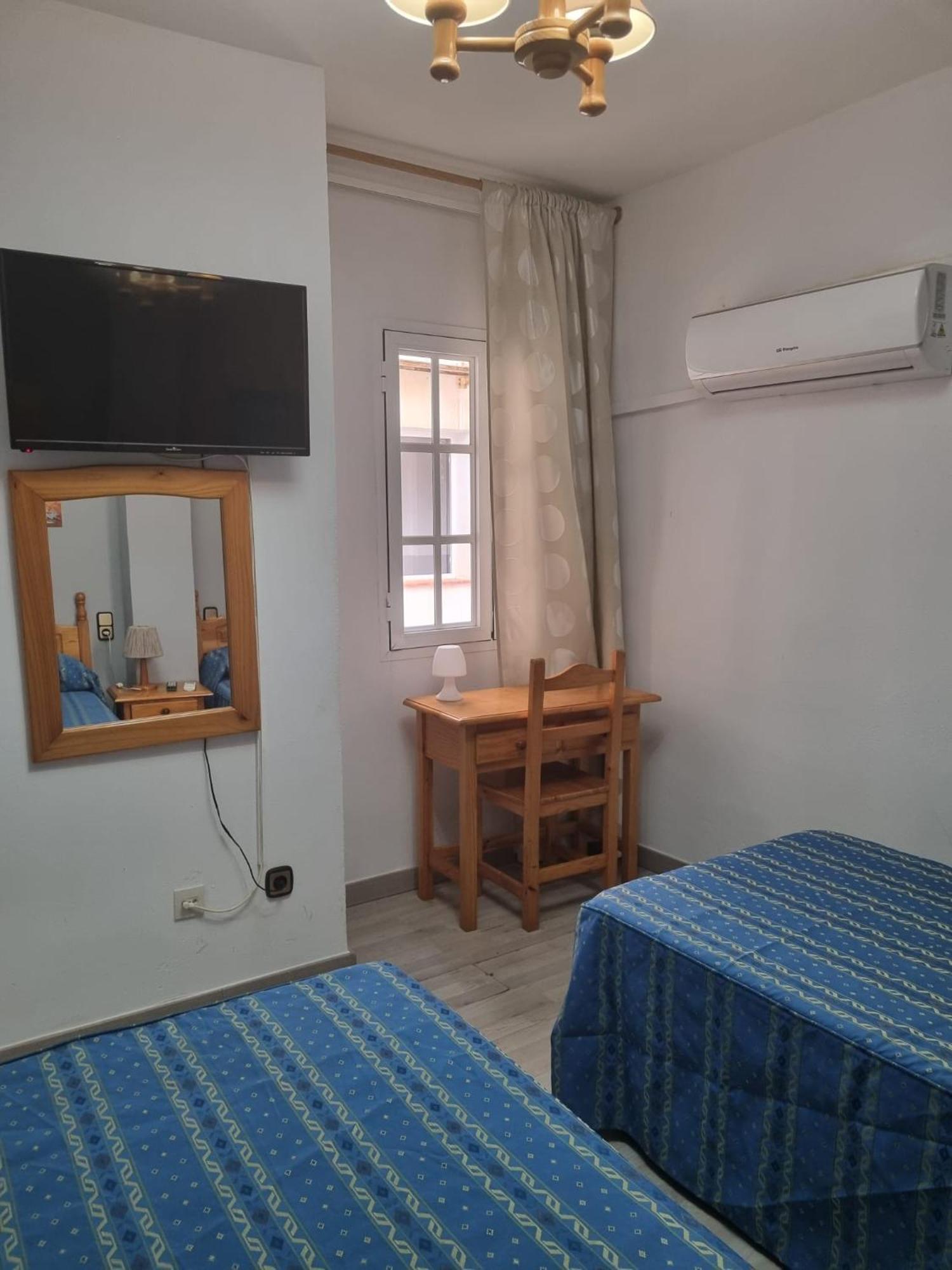 ויאריקוס Hostal Calaverde מראה חיצוני תמונה